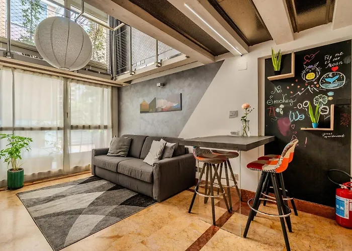 Loft Elegante In Centro Milano In Zona Signorile - Davanti Alla Metro
